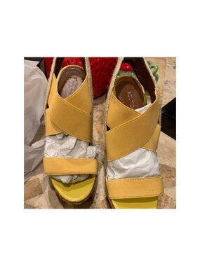 Boutique 9 Isabella Wedge Yellow Natural Sandals
